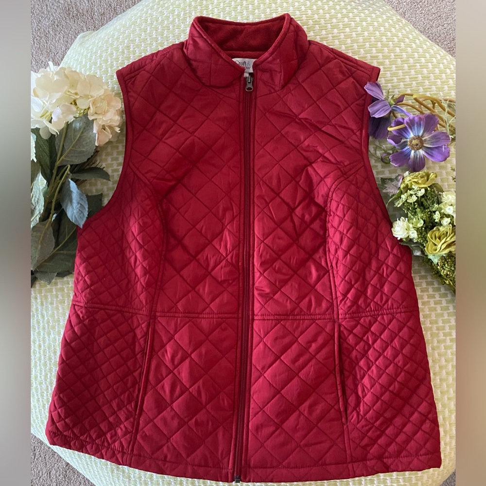 🌲Croft & Barrow Women’s Vest🌲